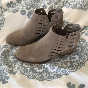 Vince Camuto Peera Cutout Booties - 8.5 tan